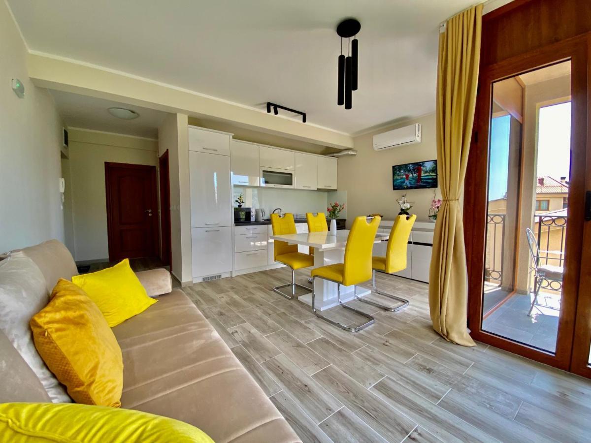 Adria Sea & Mountains Apartment แฮร์เซ็ก-โนวี ภายนอก รูปภาพ