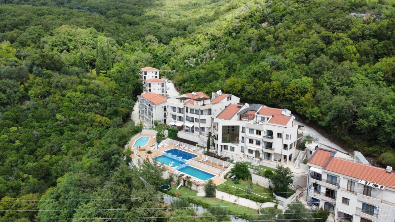 Adria Sea & Mountains Apartment แฮร์เซ็ก-โนวี ภายนอก รูปภาพ